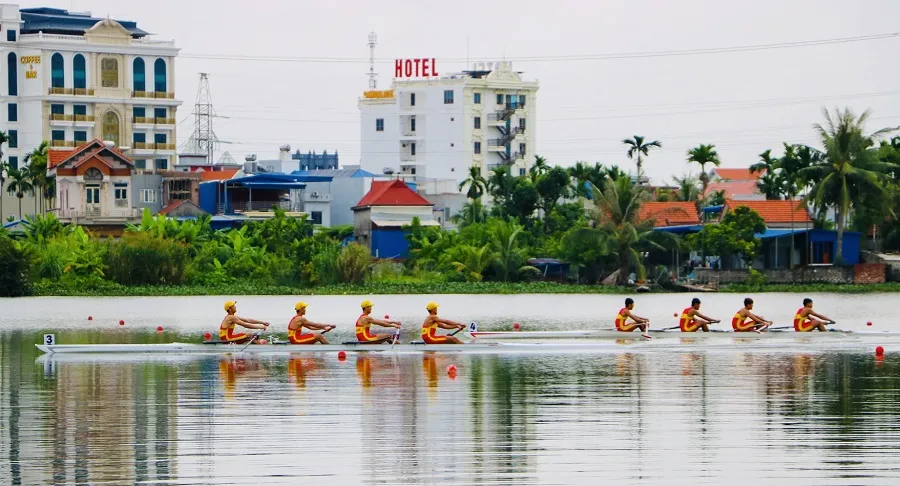 VĐV đã thi đấu các nội dung rowing tại Hải Phòng để đạt kết quả tốt nhất. Ảnh: VCRSF
