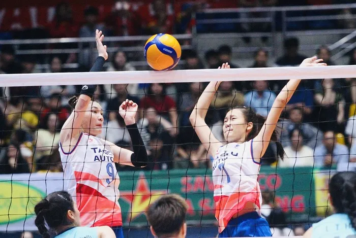 bong chuyen phuong thao 2.jpg