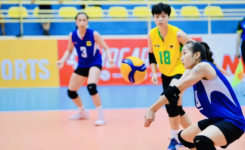 bong chuyen tre 2.jpg