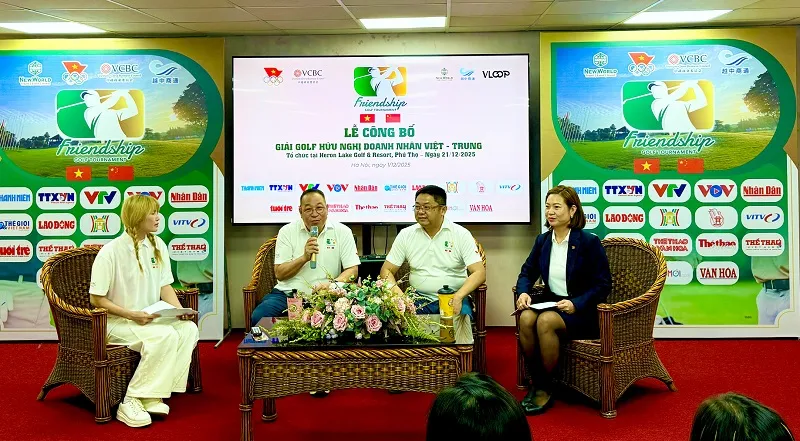 Ban tổ chức thông tin về các nội dung thi đấu tại giải lần này. Ảnh: MINH MINH