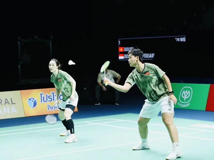 Đội tuyển cầu lông Việt Nam có tấm HCĐ đôi nữ tại SEA Games 33-2025. Ảnh: DP