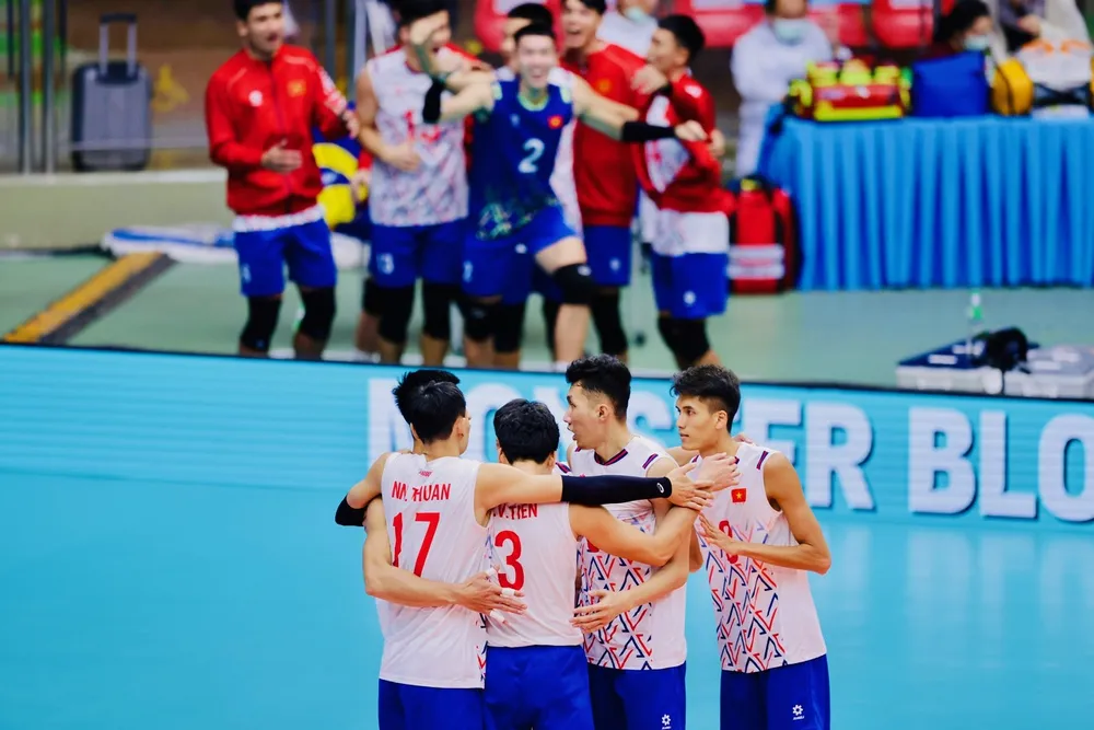 Cầu thủ Việt Nam đã chơi tốt trong 2 ván đầu nhưng lại thua ngược chung cuộc 2-3. Ảnh: DŨNG PHƯƠNG