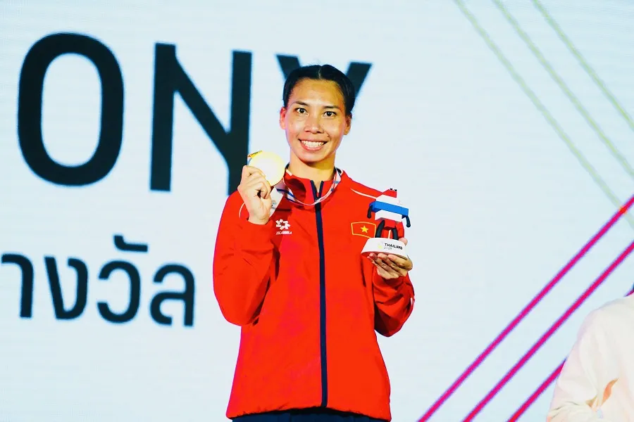 Tuyển thủ boxing Hà Thị Linh và đồng đội sẽ về nước ngày 20-12 sau khi hoàn thành thi đấu SEA Games 33-2025. Ảnh: DŨNG PHƯƠNG