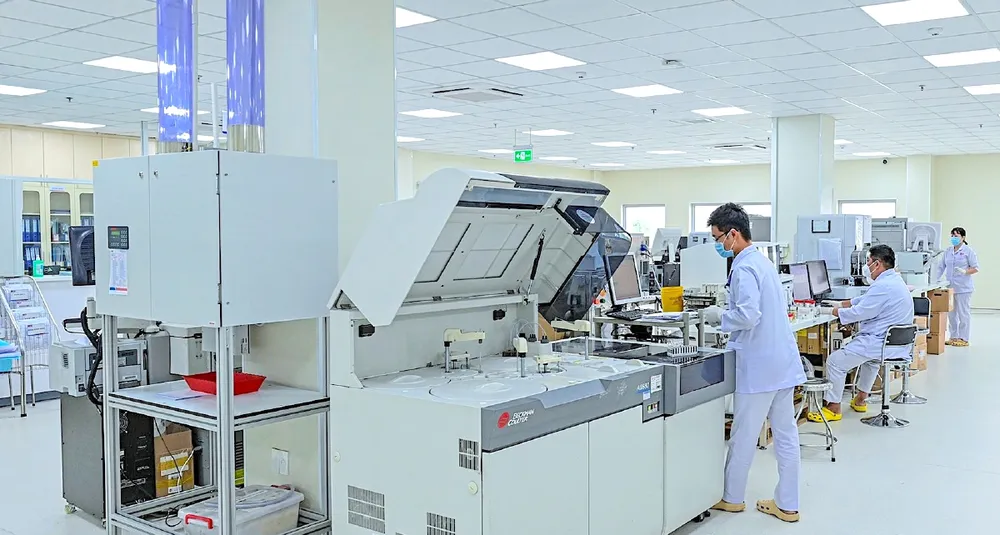 Trang thiết bị hiện đại, đạt chuẩn quốc tế của khoa Xét nghiệm-huyết, Bệnh viện Truyền máu huyết học TPHCM Cum Y Te Tan Kien-6.jpg