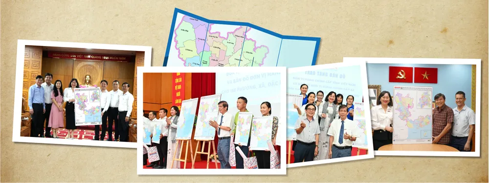 Báo SGGP trao bản đồ đến đại diện các phường, xã, đơn vị. Ảnh: VIỆT DŨNG - VIỆT NGA Dau an nhiem ky-tang ban do.jpg