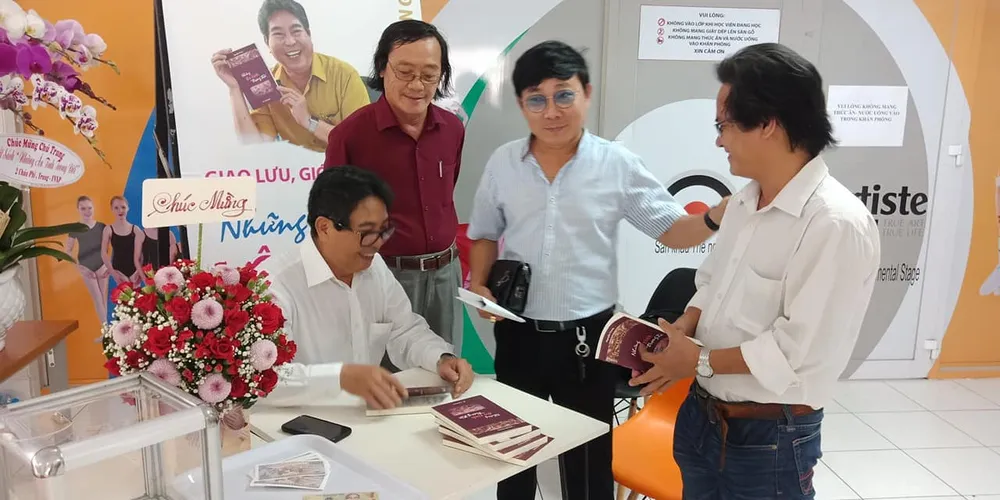 Cuộc gặp gỡ của những ân tình  ảnh 1