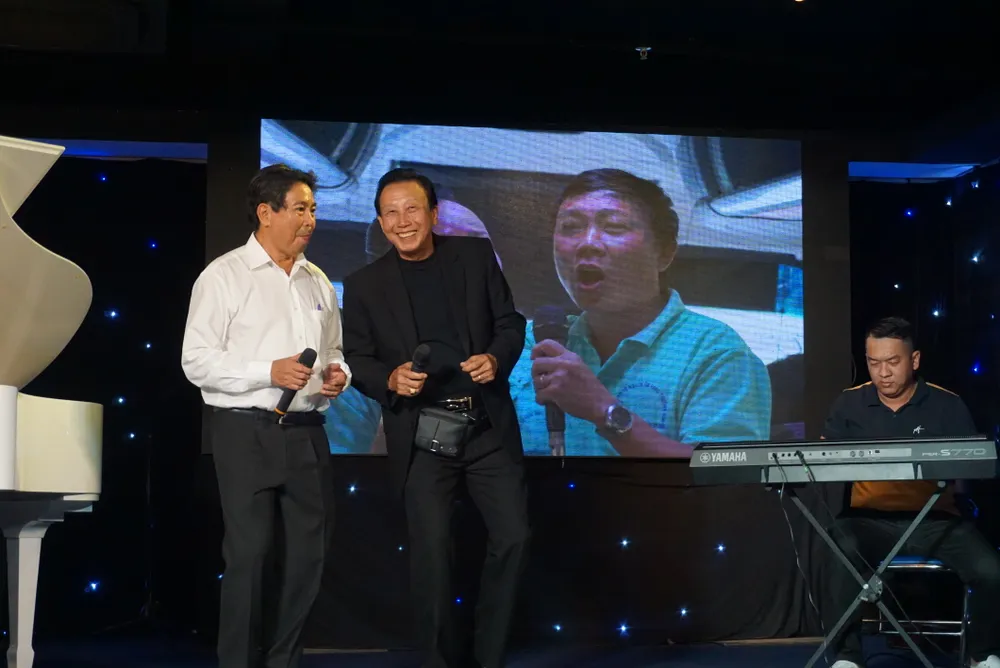 Cuộc gặp gỡ của những ân tình  ảnh 2