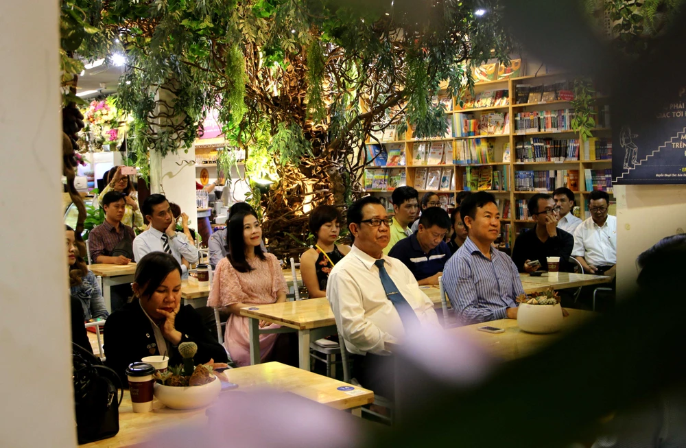 Thêm một không gian cho văn hóa đọc ảnh 1 Thêm một không gian cho văn hóa đọc ảnh 1