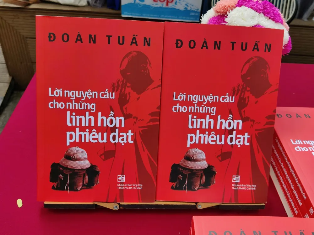 Ấm áp tình đồng đội từ “Lời nguyện cầu cho những linh hồn phiêu dạt” ảnh 1 Ấm áp tình đồng đội từ “Lời nguyện cầu cho những linh hồn phiêu dạt” ảnh 1