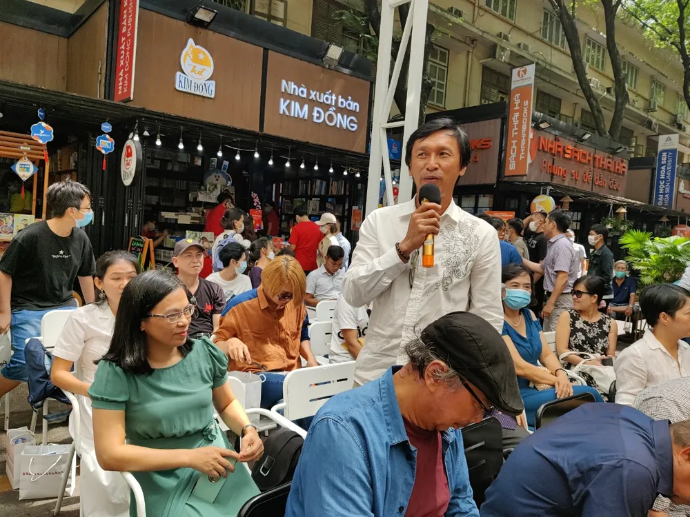 Cuộc hội ngộ của những trang viết thanh xuân  ảnh 2