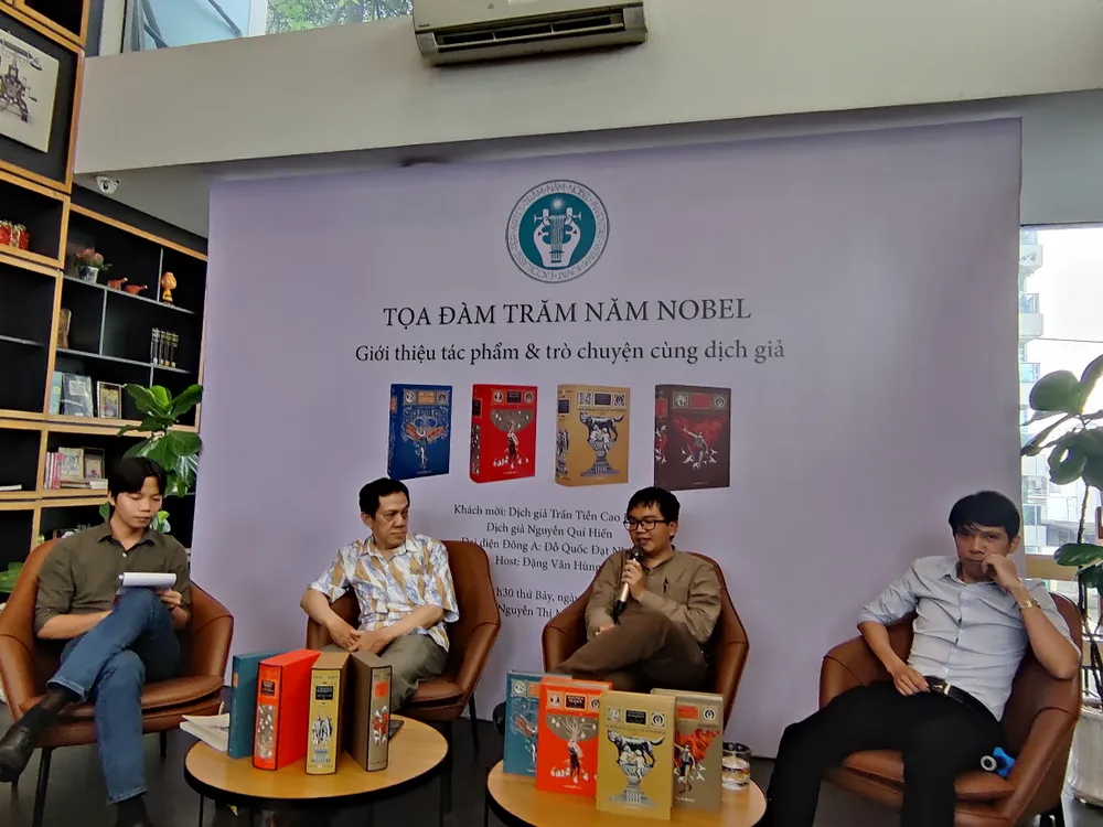 Từ “Trăm năm Nobel” nghĩ về văn chương Việt ảnh 2