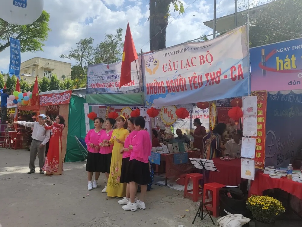 Năm nay, ngày thơ tại TPHCM có sự tham gia của 26 câu lạc bộ thơ đến từ các quận, huyện trong thành phố