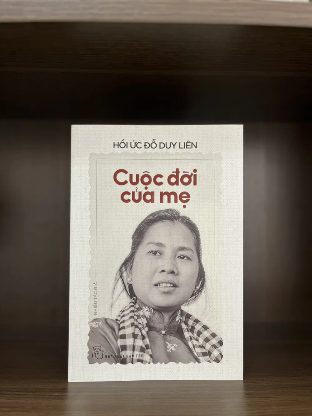 Viết cho các con của mình nhưng hồi ức &quot;Cuộc đời của mẹ&quot; của bà Đỗ Duy Liên lại ẩn chứa những trang sử hào hùng của dân tộc, giúp thế hệ hôm nay hiểu hơn về những hy sinh của thế hệ đi trước