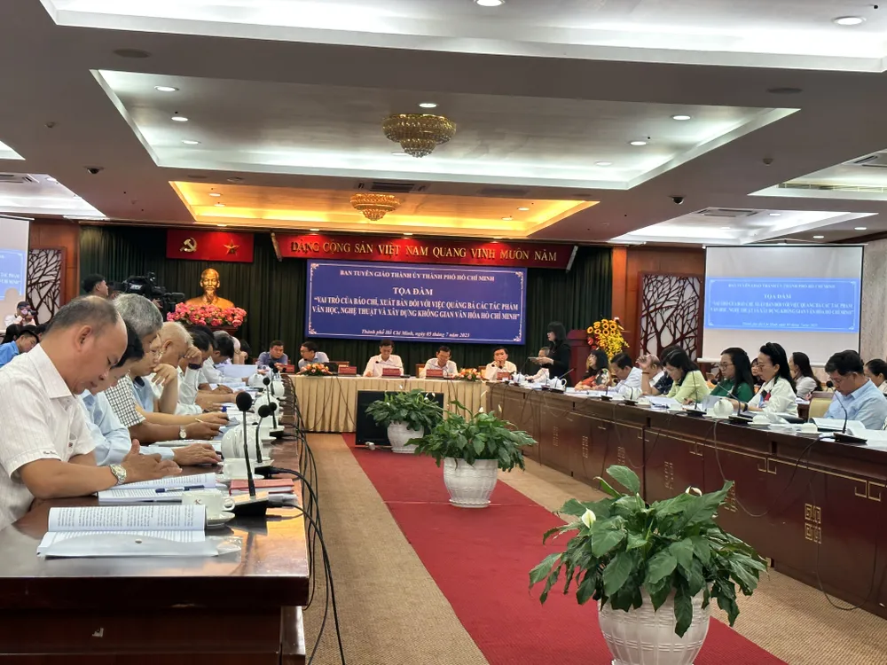 Tọa đàm nhận được 36 tham luận từ các đại biểu đến từ các cơ quan, đơn vị trên địa bàn TPHCM Tọa đàm nhận được 36 tham luận từ các đại biểu đến từ các cơ quan, đơn vị trên địa bàn TPHCM