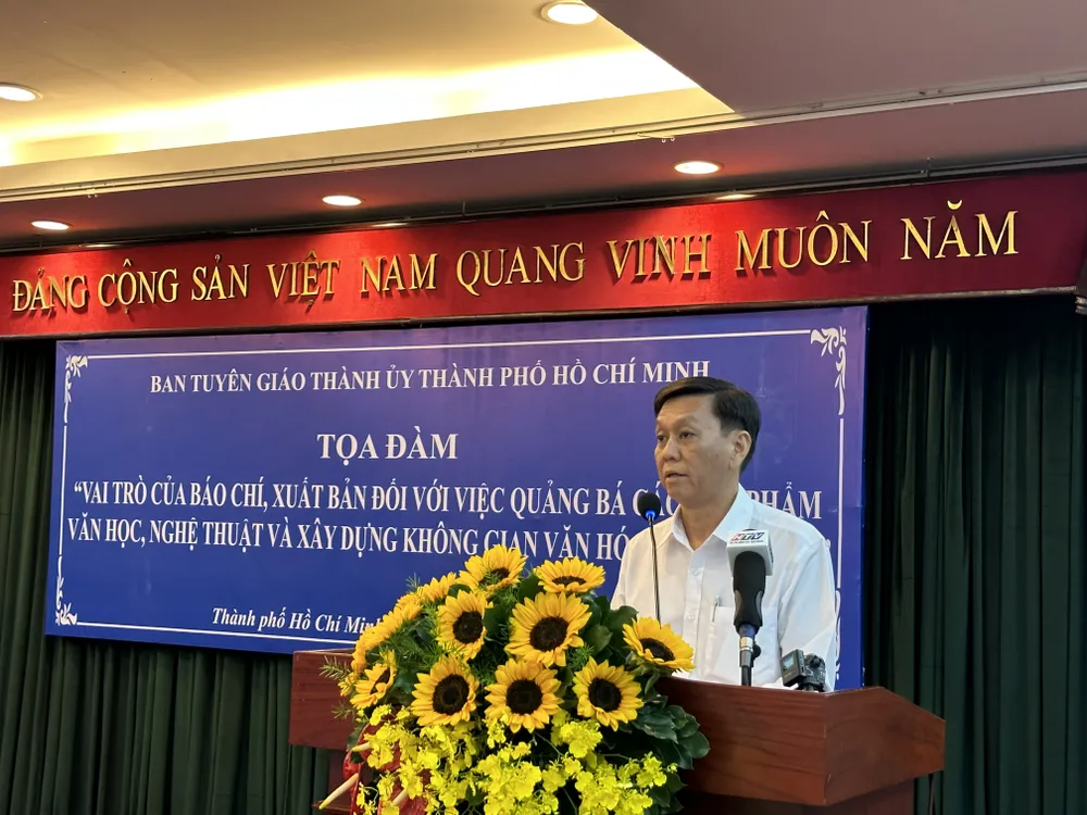 Đồng chí Nguyễn Thọ Truyền phát biểu kết luận tại tọa đàm Đồng chí Nguyễn Thọ Truyền phát biểu kết luận tại tọa đàm