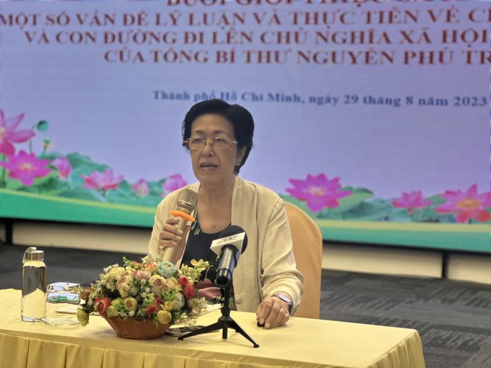 Bà Tôn Nữ Thị Ninh phát biểu tại chương trình Bà Tôn Nữ Thị Ninh phát biểu tại chương trình