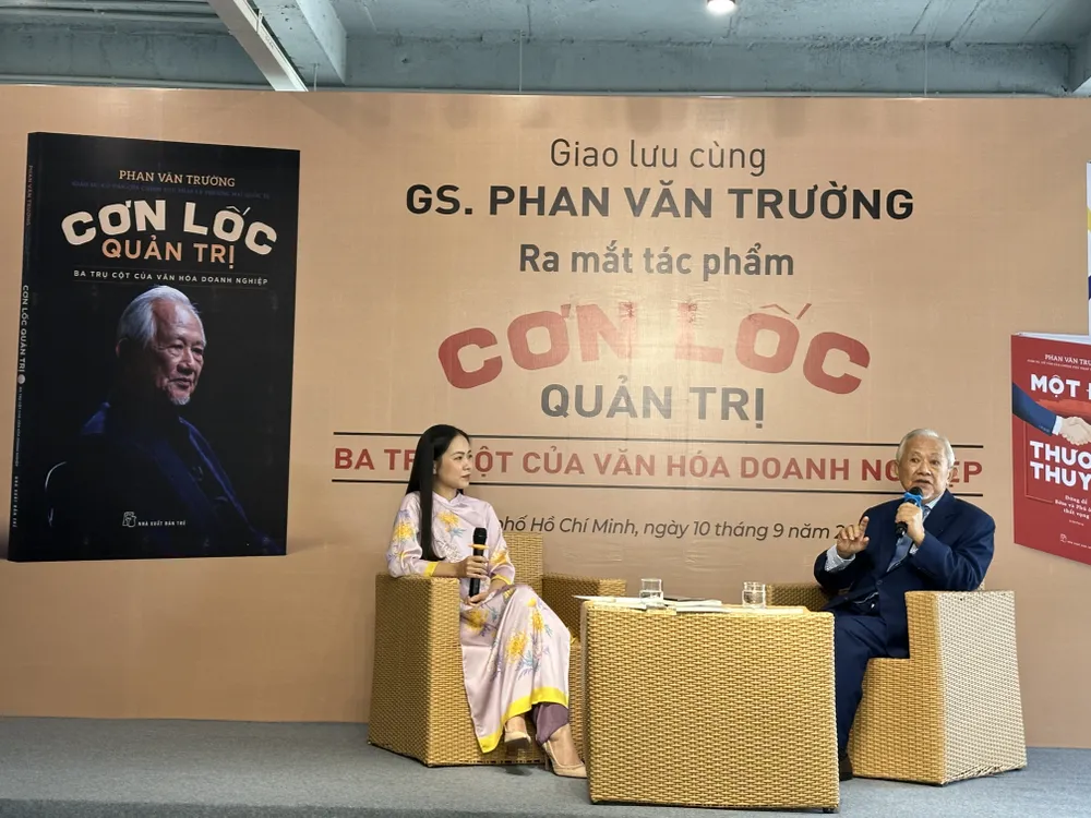 GS Phan Văn Trường có hơn 40 năm kinh nghiệm trong lĩnh vực quản lý và quản trị của nhiều tập đoàn hàng đầu thế giới GS Phan Văn Trường có hơn 40 năm kinh nghiệm trong lĩnh vực quản lý và quản trị của nhiều tập đoàn hàng đầu thế giới