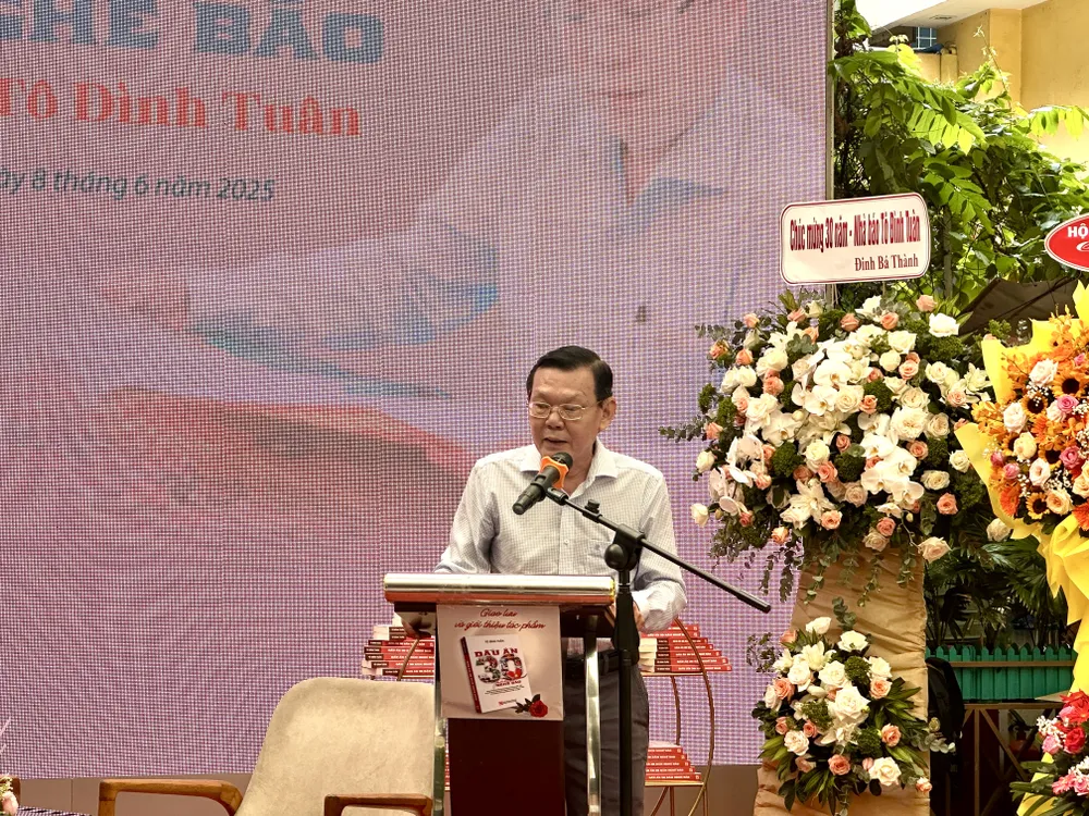 Nhà báo Nguyễn Tấn Phong, Chủ tịch Hội Nhà báo TPHCM, phát biểu tại chương trình IMG_1088.jpg