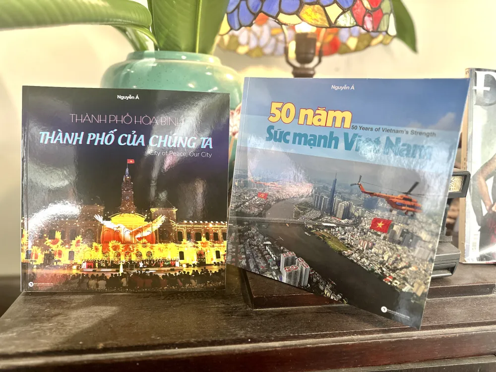 Deux nouveaux livres photo de l'artiste Nguyen A IMG_2578.jpg