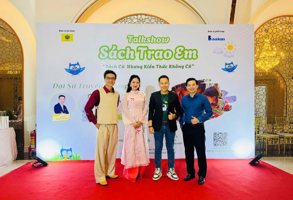 Media ambassadors of the program z6886889921204_9924485c594593d451a1f5b2935d49d1.jpg