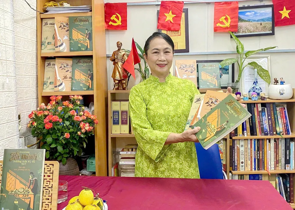 អ្នកនិពន្ធ អ្នកកាសែត Vu Thi Tuyet Nhung ảnh 7.jpg