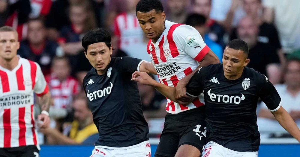 Minamino không thể cùng Monaco cản bước PSV