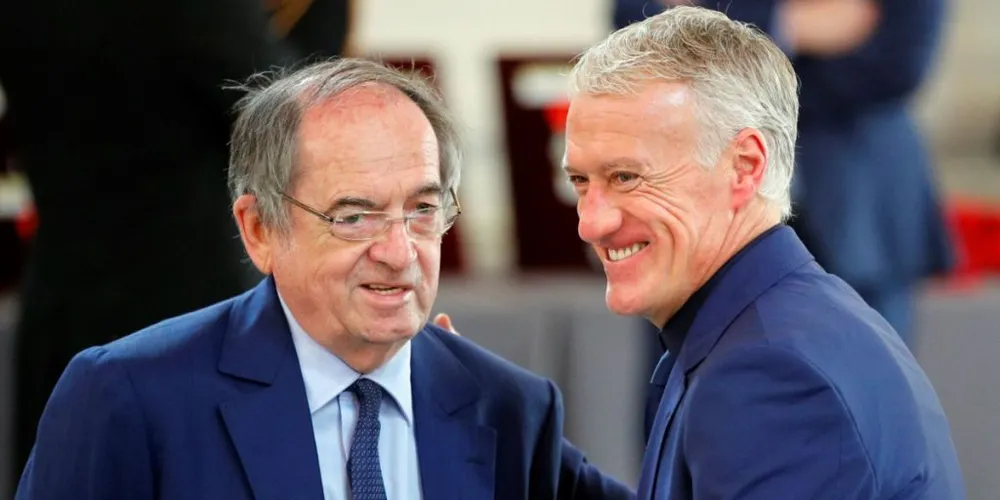 HLV Deschamps luôn là ưu tiên hàng đầu của Le Graet