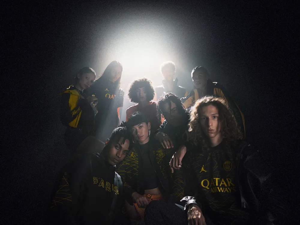 PSG mặc áo 'độc lạ' trong ngày đánh bại Cristiano Ronaldo ảnh 5