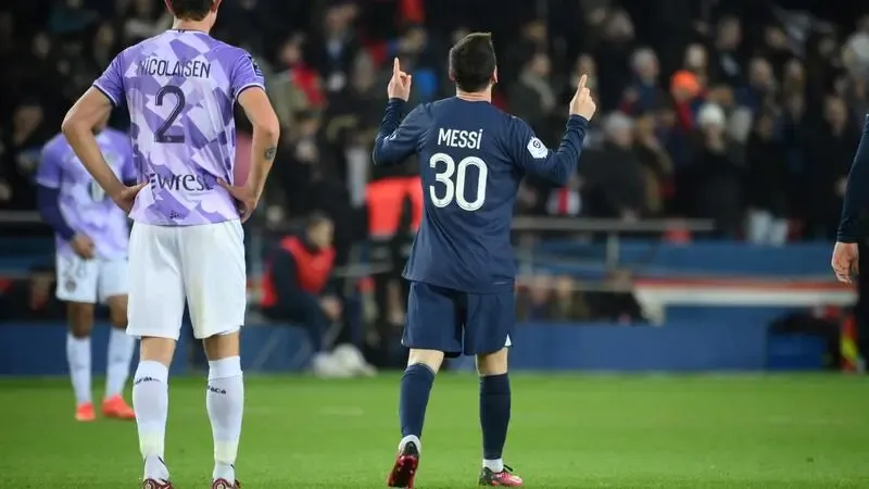 Chiến thắng vất vả nhờ công Messi của PSG