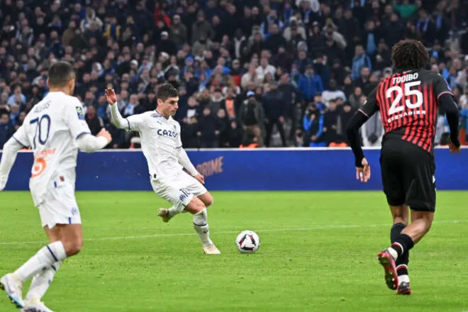 Malinovskyi ghi bàn an ủi Malinovskyi ghi bàn an ủi