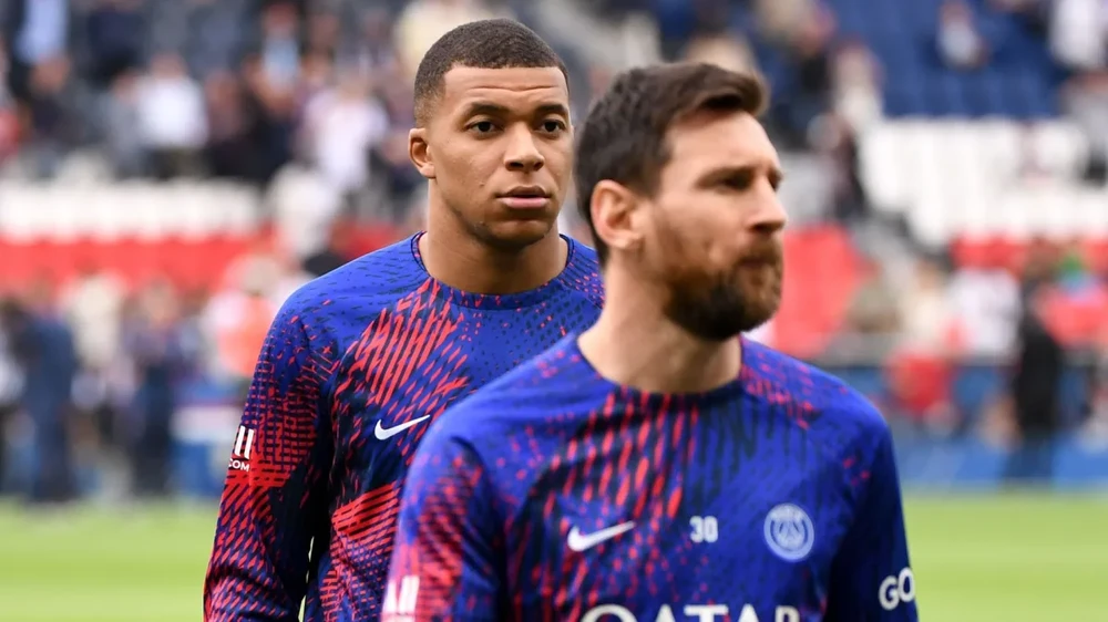 Mbappe buồn vì Messi rời đi