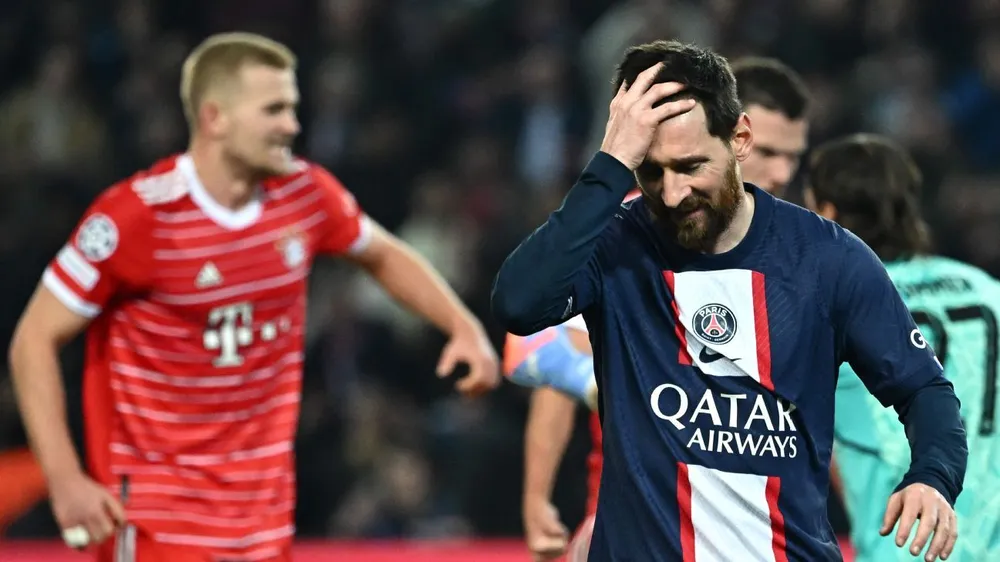 Messi trong trận thua Bayern