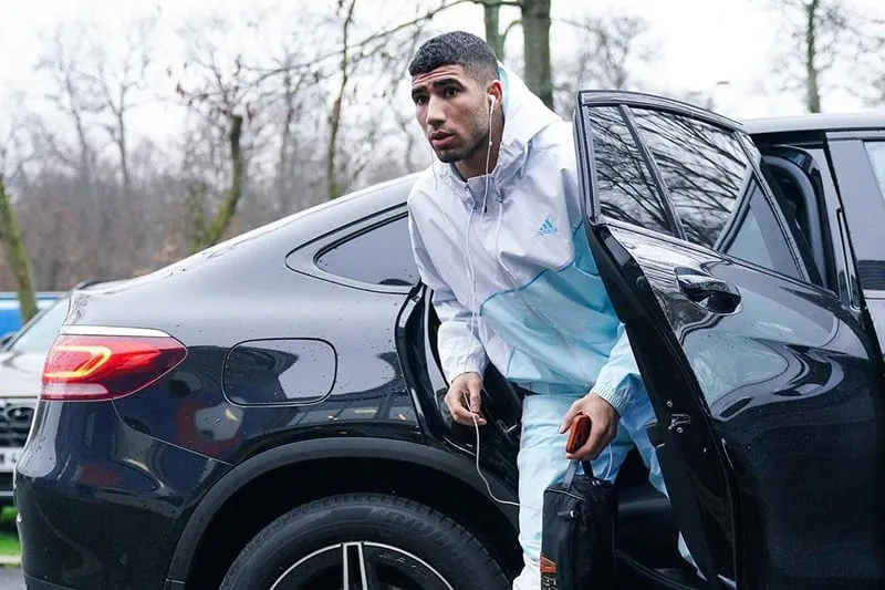 Hakimi trình diện cơ quan chức năng sau scandal