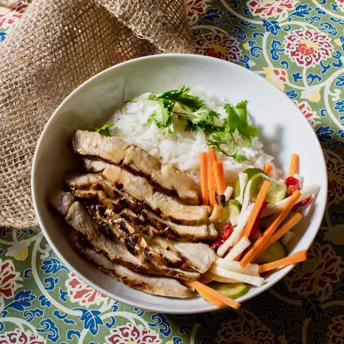 Món cơm Bai Sach Chrouk