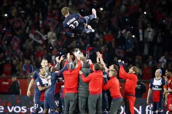 Cầu thủ PSG tri ân Beckham Cầu thủ PSG tri ân Beckham
