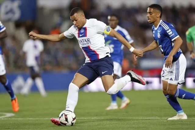 Mbappe mờ nhạt trước Strasbourg Mbappe mờ nhạt trước Strasbourg