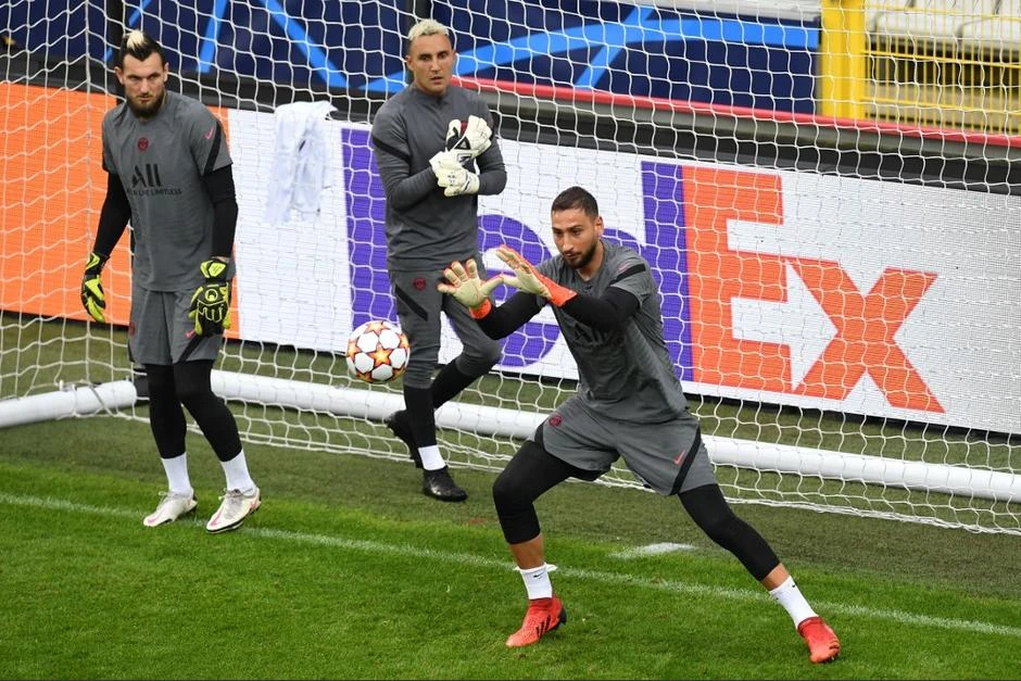 Dàn thủ môn của PSG: Donnarumma, Navas và Letellier