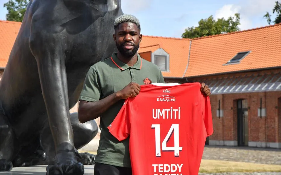 Umtiti gia nhập Lille