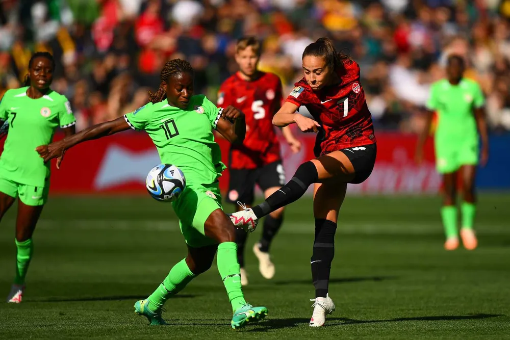 Ứng viên vô địch Canada bị Nigeria cầm hòa