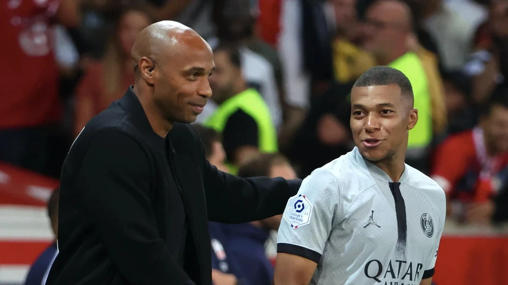 Henry chuẩn bị làm thầy Mbappe