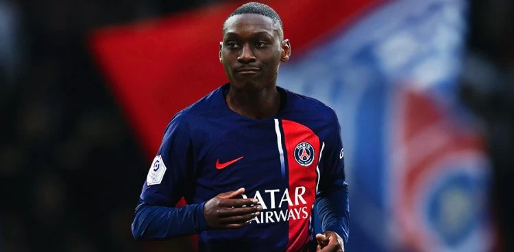 PSG hoàn thiện đội hình với tân binh 95 triệu euro - Randal Kolo Muani