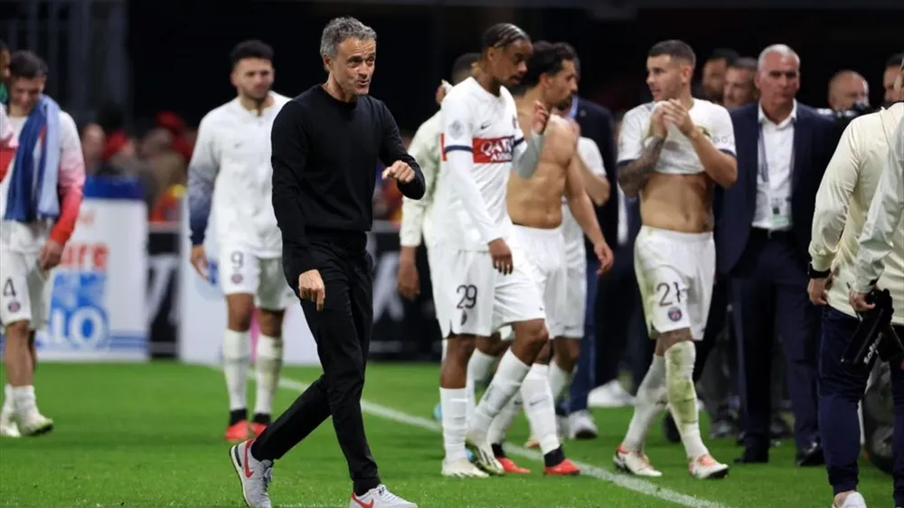 HLV Luis Enrique cởi bỏ áp lực