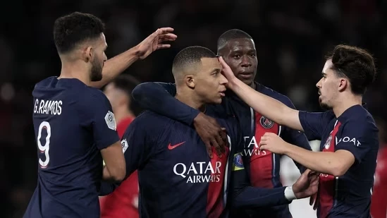 PSG bay cao tại Ligue 1 