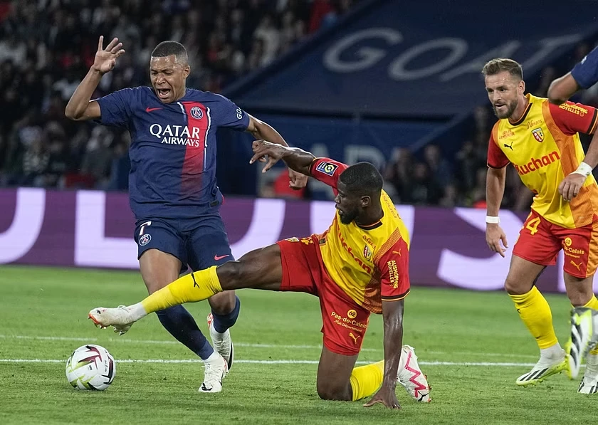 Mbappe có thể giúp PSG vượt qua thử thách mang tên Lens?