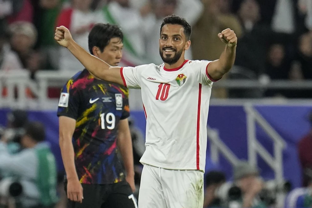 Mousa Al-Tamari ăn mừng chiến thắng Hàn Quốc ở bán kết Asian Cup 2023