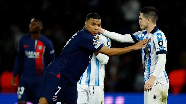 Tỏa sáng trước Sociedad, Mbappe vẫn chưa hài lòng