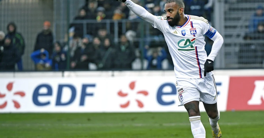 Lacazette muốn Lyon vô địch Cúp Quốc gia