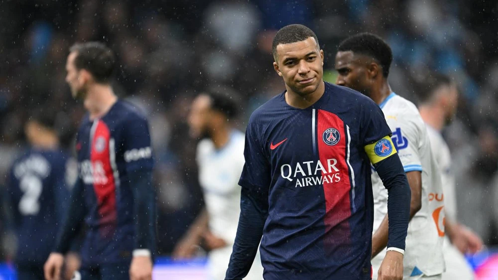 Luis Enrique đã khiến Mbappe "tổn thương"