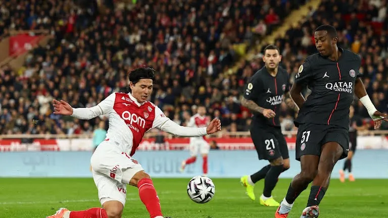 Minamino ghi bàn duy nhất giúp Monaco vượt qua khó khăn đánh bại PSG. Ảnh: REUTERS