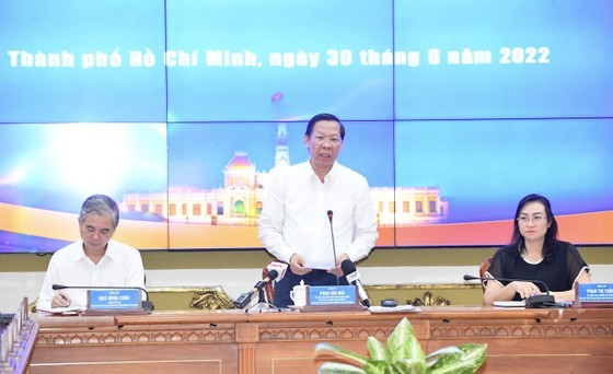 HCMC maintains economic recovery momentum, growth may exceed 6-6.5 percent ảnh 2 HCMC maintains economic recovery momentum, growth may exceed 6-6.5 percent ảnh 2
